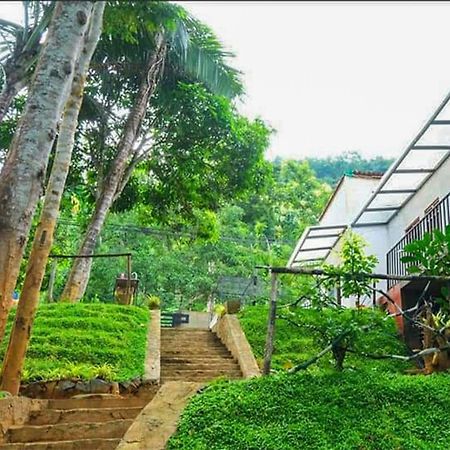 Dhighayu Ayurvedic Wellness Resort Kegalle Exterior foto